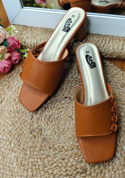 China Materials Fashionable Women’s Shoe.