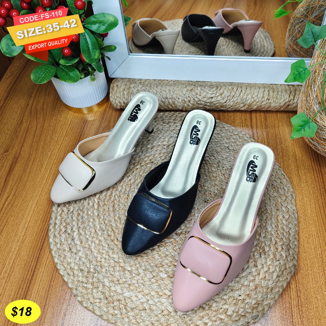 China Materials Fashionable Girl’s Shoe.