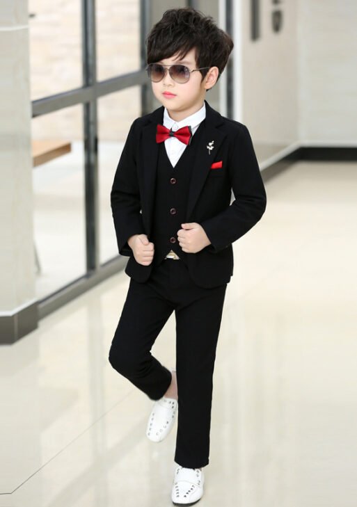 New Korean children's clothing for spring and autumn, small three-piece suits,