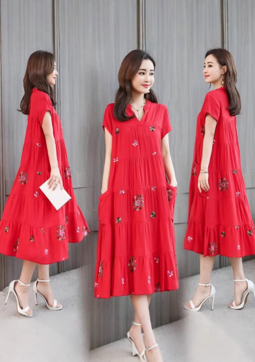 Mother dress skirt Made in china short-sleeved loose dress spliced embroidery